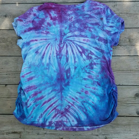 Tie Dye Maternity Shirt - Picture 2 of 4